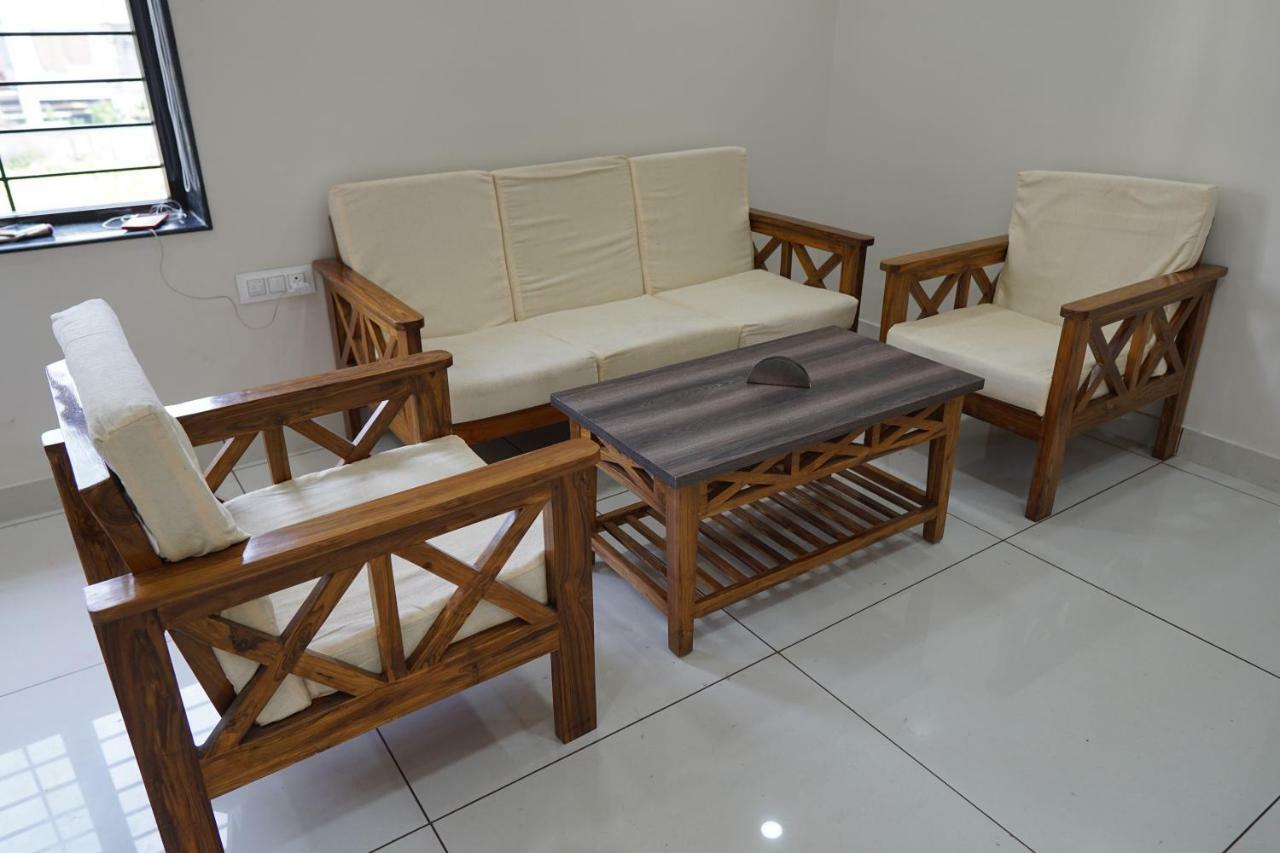 Hotel Rama Golden Root New Town Kalkuta Zewnętrze zdjęcie